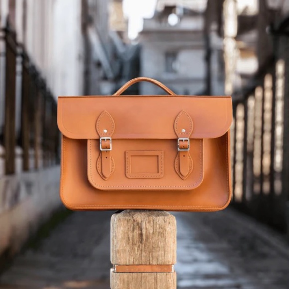 Cambridge 15” Leather Batchel
